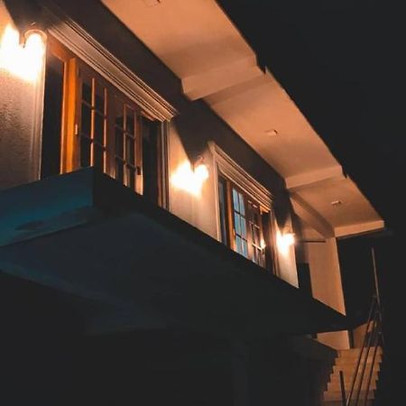 Ash Mark Cottage Нувара Елия Екстериор снимка